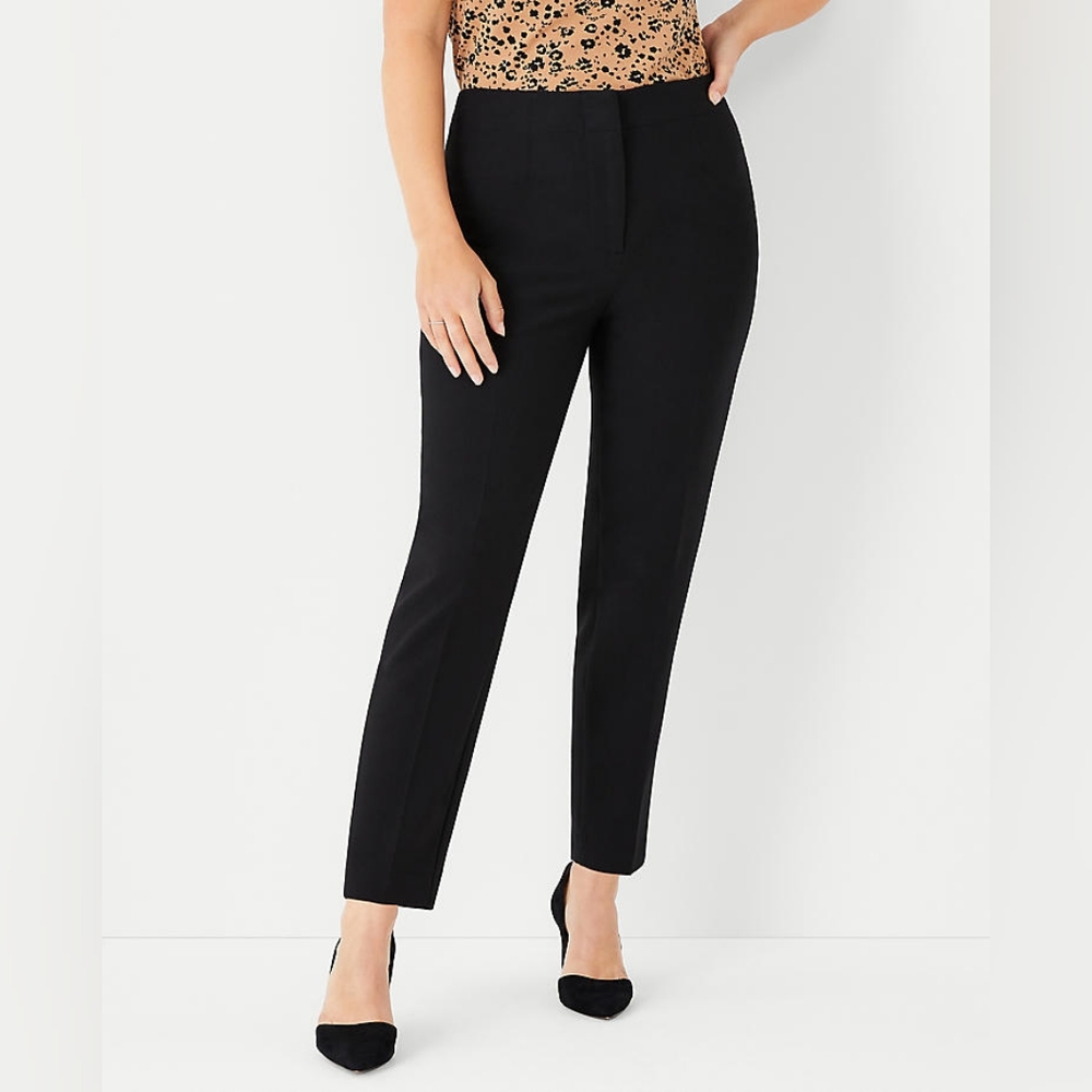 EUC Ann Taylor Cropped Ankle Pants - Picture 3 of 7